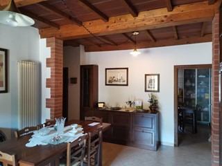 Quadrilocale in Vendita a Poggibonsi, 150'000€, 90 m²