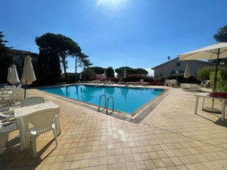 Trilocale in Vendita a Sanremo, 240'000€, 60 m²