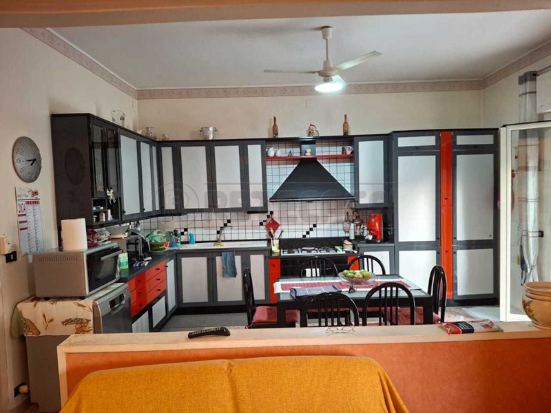 Appartamento in Vendita a Siracusa, 120'000&euro;, 160 m²