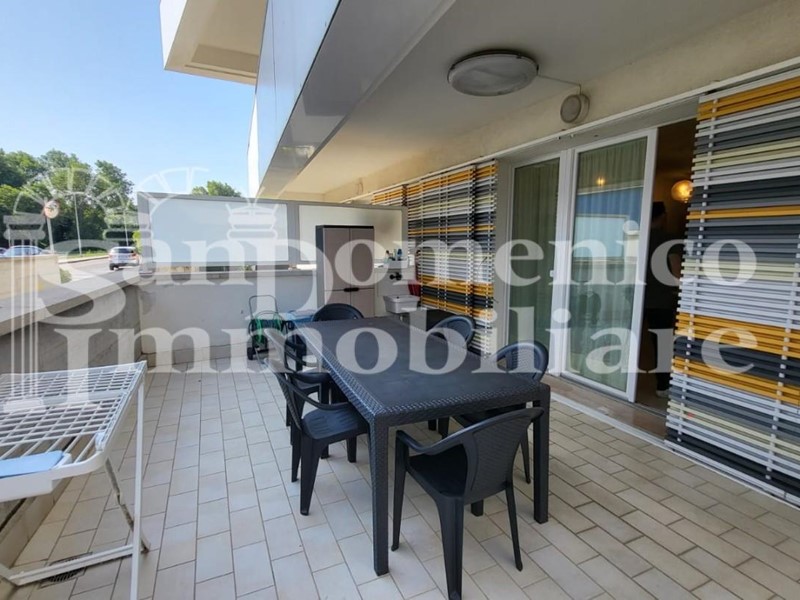 Trilocale in Vendita a Pisa, zona Calambrone, 238'000€, 85 m², arredato, con Box