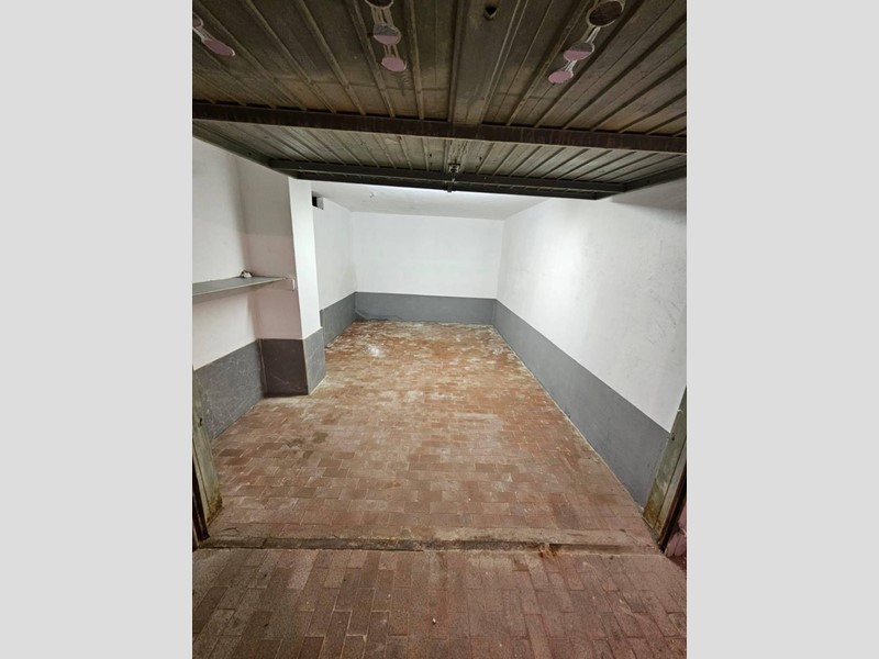 Box in Vendita a Ventimiglia, 29'000€, 13 m²