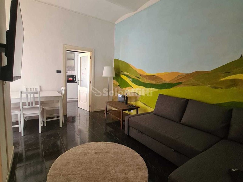 Quadrilocale in Affitto a Siena, zona Fuori Porta Camollia, 1'500€, 75 m², arredato