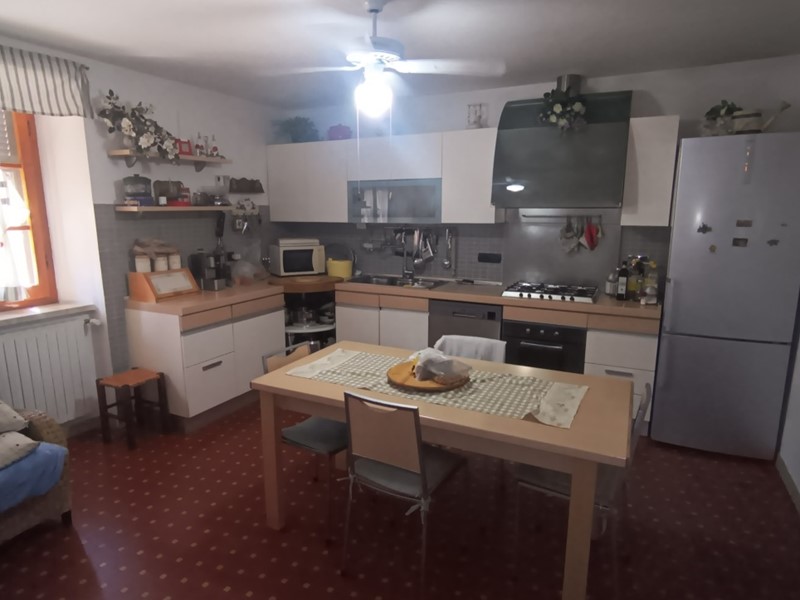 Casa Indipendente in Vendita a Castelnuovo Magra, 259'000&euro;, 160 m²