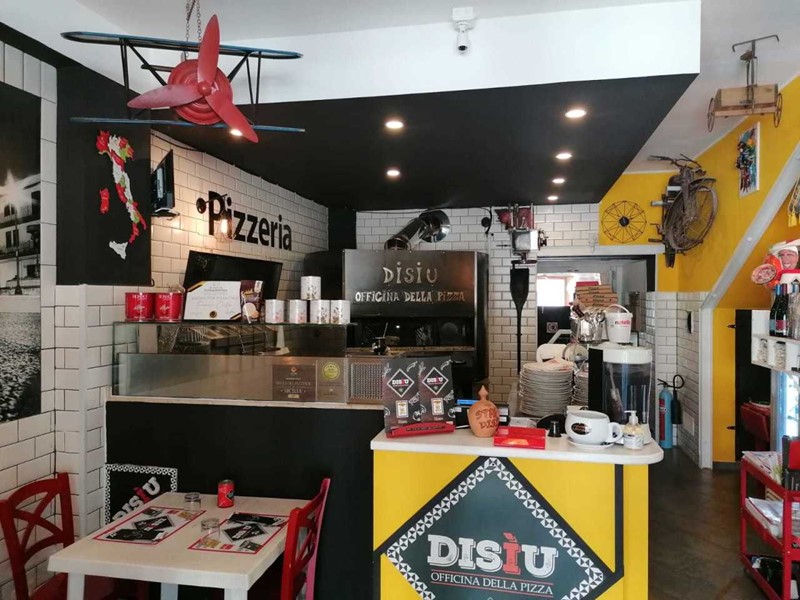 Attività commerciale in Vendita a Balestrate, 80 m², arredato