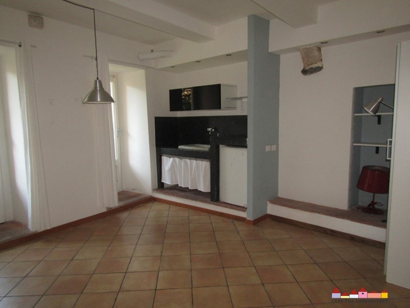 Monolocale in Vendita a Carrara, 65'000€, 35 m²