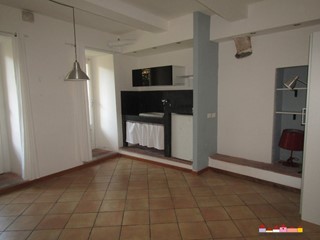 Monolocale in Vendita a Carrara, 65'000€, 35 m²
