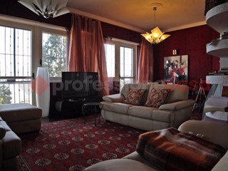 Villa in Vendita a Stresa, 920'000€, 300 m², arredato