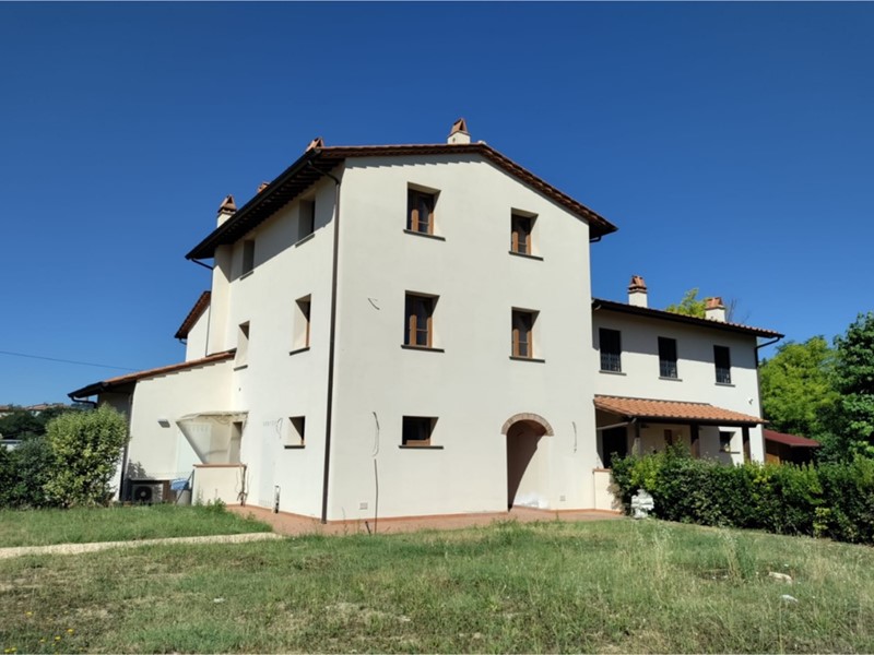 Casa Indipendente in Vendita a San Miniato, zona Scala, 320'000€, 161 m²