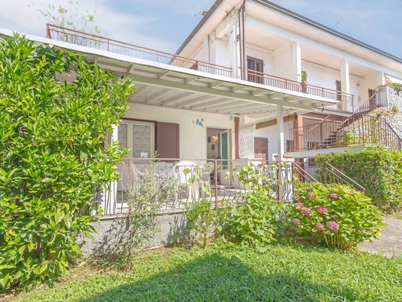 Quadrilocale in Vendita a Ameglia, zona Bocca di Magra, 270'000&euro;, 68 m²