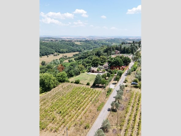 Terreno agricolo in Vendita a Siena, 250'000€, 60000 m²