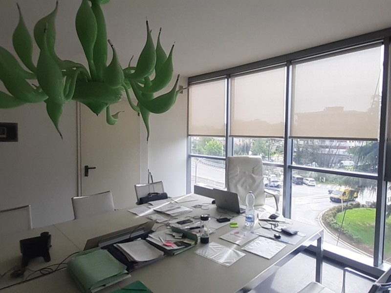 Ufficio in Affitto a Gallarate, 2'400&euro;, 120 m², arredato, con Box