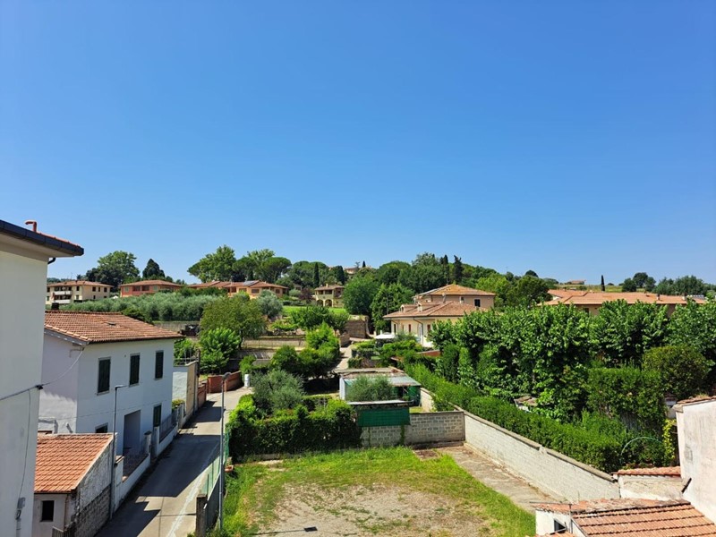 Trilocale in Vendita a Capannoli, 75'000€, 60 m², arredato