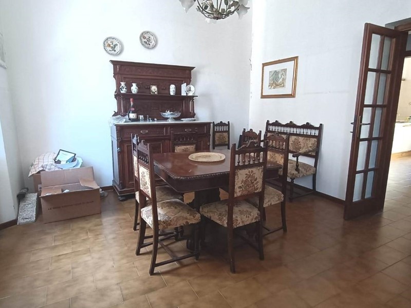 Quadrilocale in Vendita a Carrara, 148'000€, 80 m²