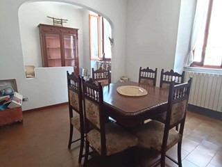 Quadrilocale in Vendita a Carrara, 148'000€, 80 m²