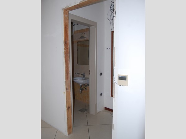 Negozio in Vendita a Iglesias, 75'000€, 61 m²