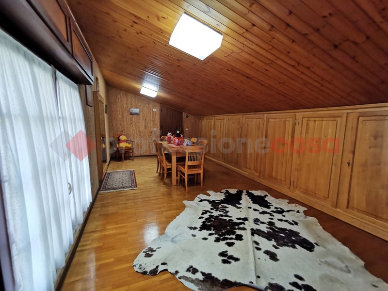 Villa in Vendita a Casaleone, 2'900'000€, 890 m², con Box