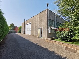 Villa in Vendita a Casaleone, 2'900'000€, 890 m², con Box