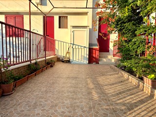 Casa Indipendente in Vendita a Campomarino, 99'000€, 65 m²