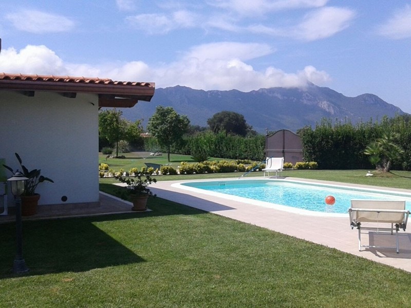 Villa in Vendita a San Felice Circeo, 515'000€, 150 m²