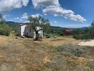 Casa Indipendente in Vendita a Bolano, 340'000&euro;, 300 m²