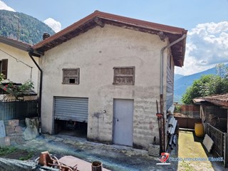 Villa in Vendita a Sonico, 40'000€, 80 m²