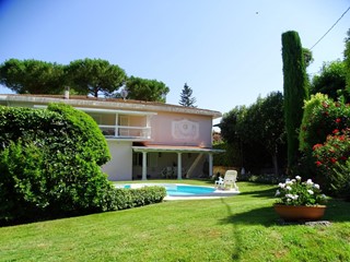 Villa in Vendita a Montopoli in Val d'Arno, zona Capanne, 660'000€, 450 m², con Box