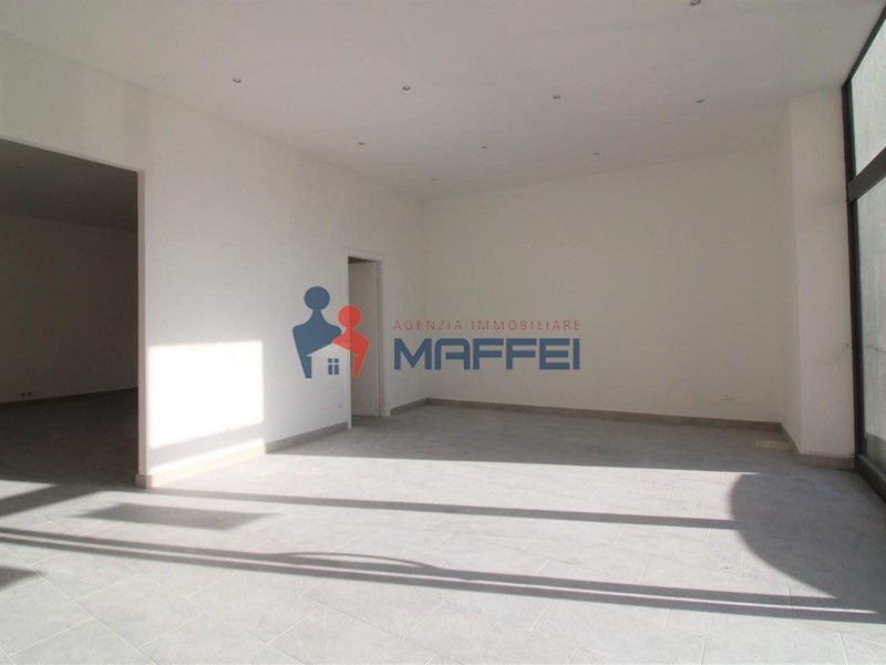 Negozio in Vendita a Viareggio, 53'000€, 40 m²