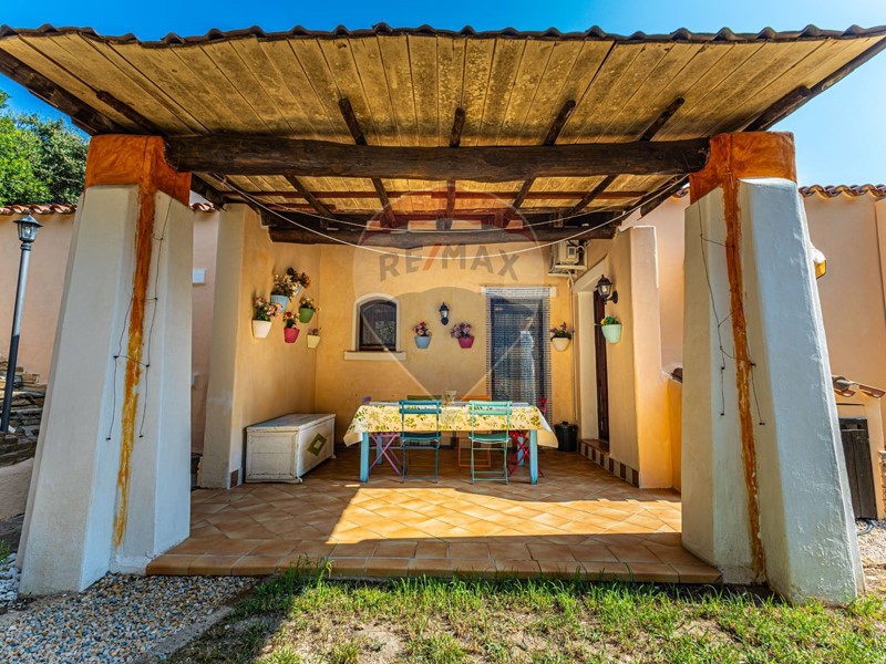 Casa Indipendente in Vendita a Stintino, 249'000€, 96 m²