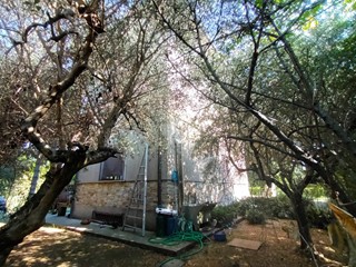 Villa in Vendita a Lucca, zona San Pietro a Vico, 380'000€, 150 m², con Box