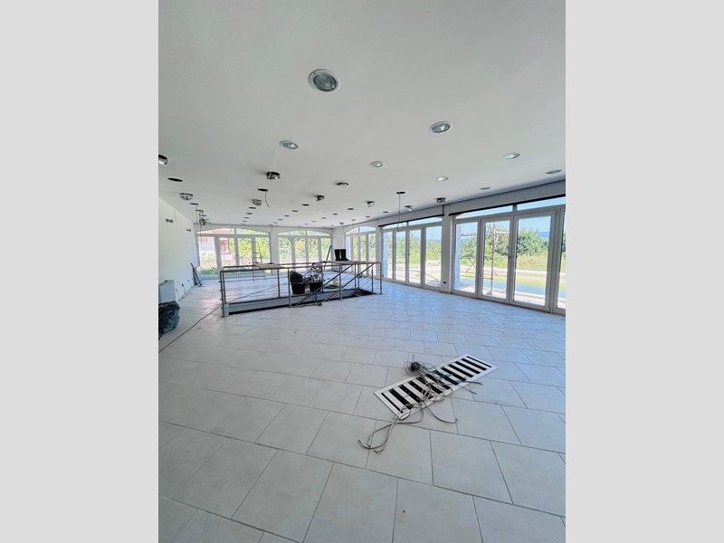 Villa in Vendita a Licciana Nardi, zona Monti, 800'000€, 700 m², arredato