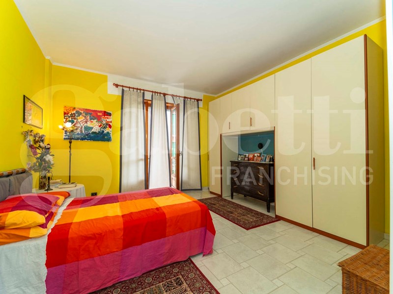 Appartamento in Vendita a Rivoli, 248'000€, 156 m²