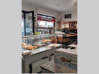 Immobile commerciale in Vendita a Forlì, 57'000€, 53 m²