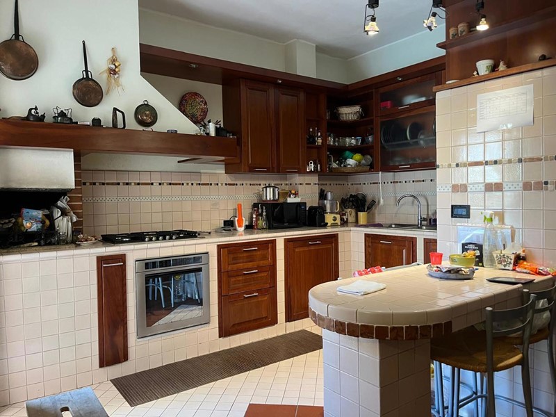 Quadrilocale in Vendita a Brindisi, 190'000€, 164 m²