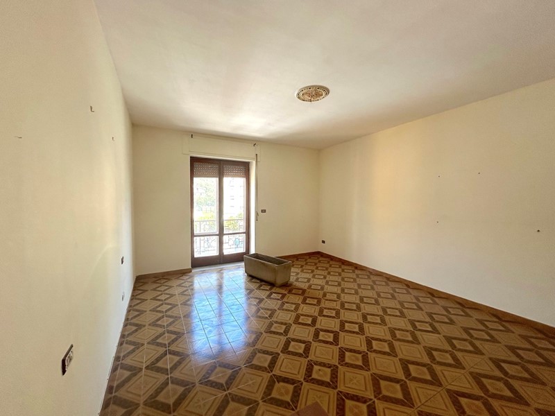 Appartamento in Vendita a Monteforte Irpino, 105'000€, 140 m²