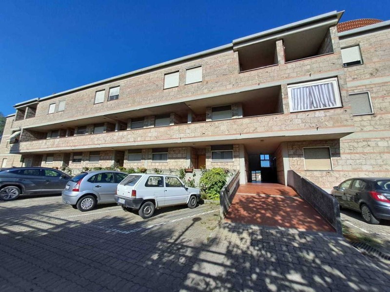 Appartamento in Vendita a Montecastrilli, 63'000€, 83 m², arredato