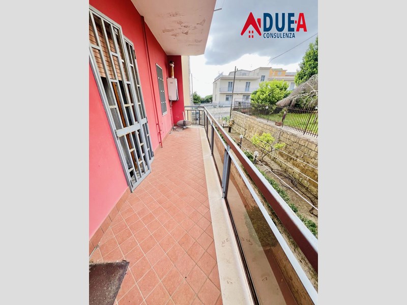 Trilocale in Vendita a Napoli, zona Via Antonio Cinque, Camaldori, 160'000€, 110 m²