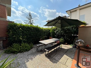 Casa Indipendente in Vendita a Vinci, 349'000€, 120 m², arredato, con Box