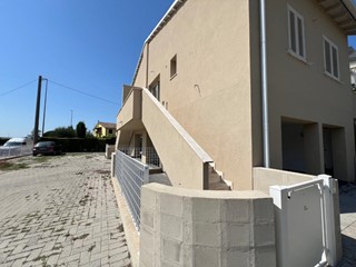 Trilocale in Vendita a Pontedera, zona Gello, 145'000€, 70 m²