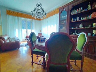 Casa Indipendente in Vendita a Cascina, zona San Frediano a Settimo, 350'000€, 240 m², con Box