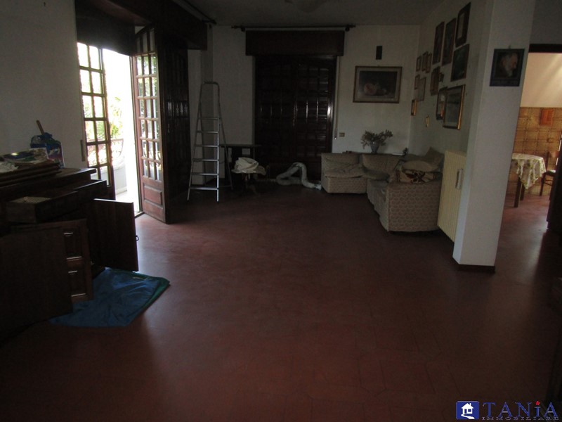 Casa Semi Indipendente in Vendita a Carrara, 340'000€, 140 m²