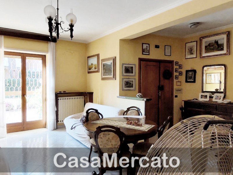 Trilocale in Vendita a Grottaferrata, 365'000€, 120 m²