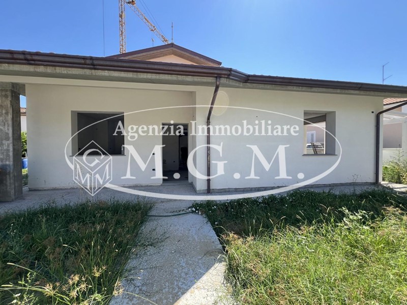 Villa in Vendita a Castelfranco di Sotto, 470'000€, 160 m²