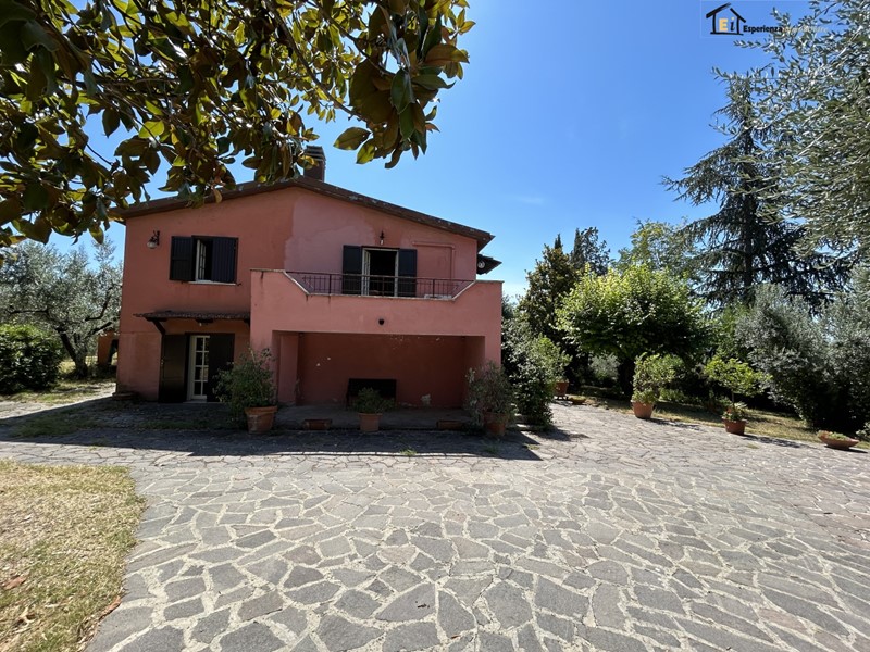 Stanza in Vendita a Montopoli di Sabina, 129'000€, 97 m²