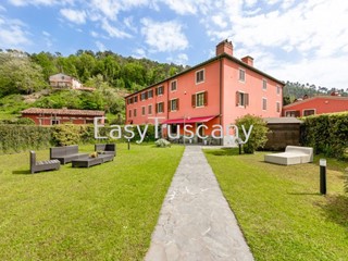 Appartamento in Vendita a Camaiore, 440'000&euro;, 160 m²