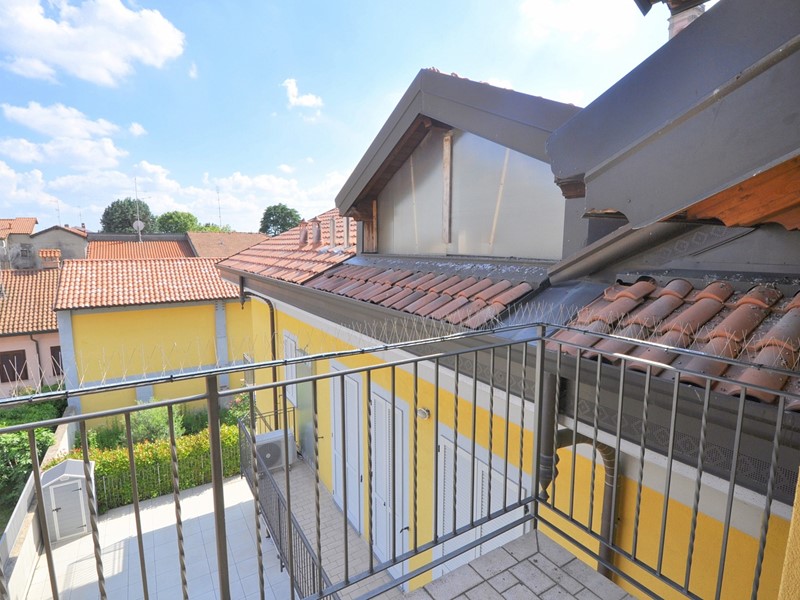 Appartamento in Vendita a Magnago, 120'000€, 300 m²