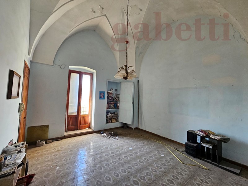 Quadrilocale in Vendita a Copertino, 48'000€, 96 m²