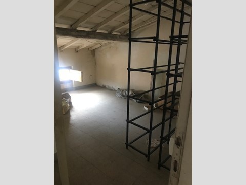 Quadrilocale in Vendita a Seravezza, zona Querceta, 90'000&euro;, 100 m²