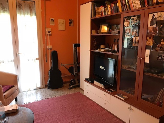 Quadrilocale in Vendita a Seravezza, 140'000&euro;, 75 m²