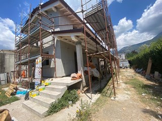 Casa Indipendente in Vendita a Camaiore, 500'000&euro;, 