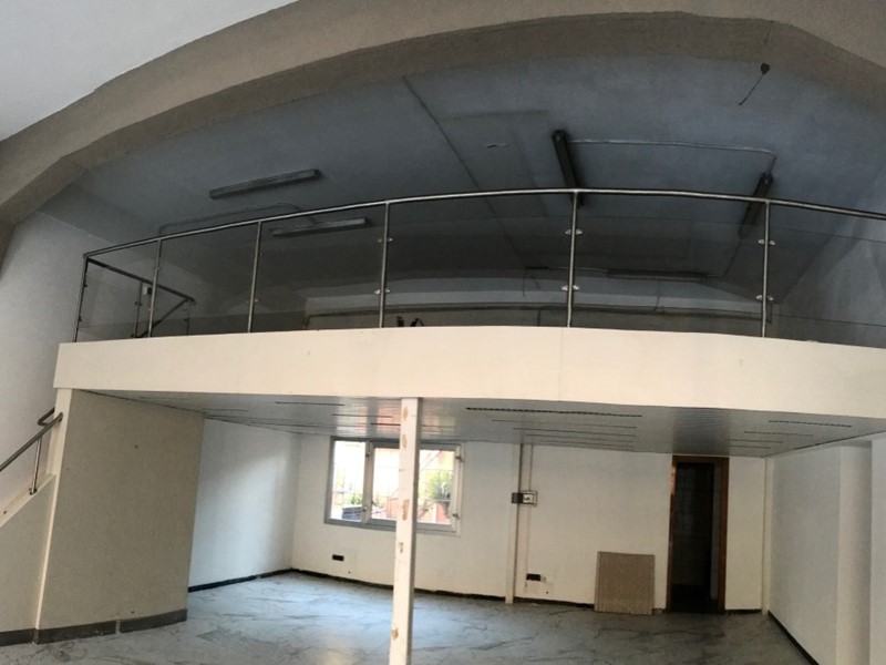 Immobile commerciale in Vendita a Seravezza, zona Querceta, 300'000&euro;, 140 m²